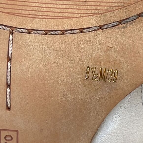 VINCE CAMUTO PRESINDAL BOOTIE US 8.5 - Picture 8 of 8